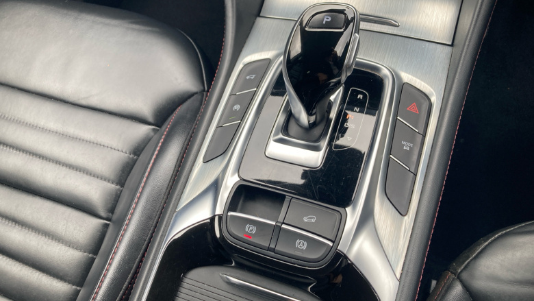 MG HS 1.5 T-GDI Trophy 5dr DCT Petrol Hatchback